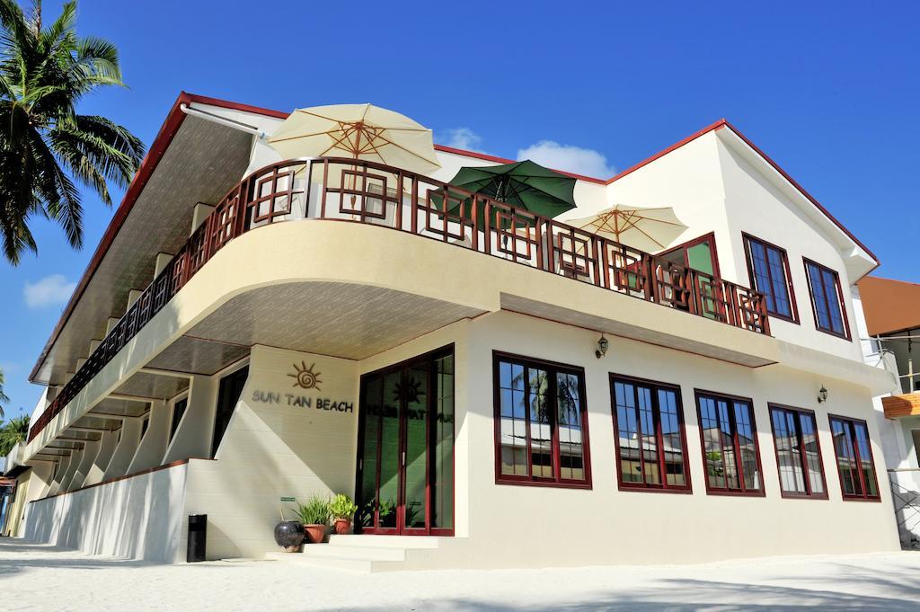 Sun Tan Beach Hotel Maafushi Esterno foto
